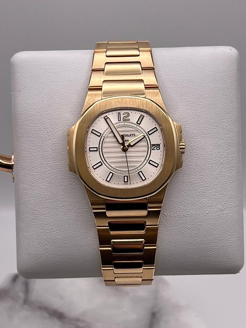 Patek Philippe Nautilus Rose Gold 33mm 7011/1R-001