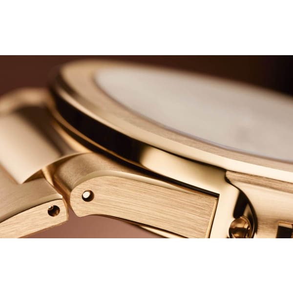 Patek Philippe Nautilus Rose Gold 7118-1R-001 with Silvery Opaline dial