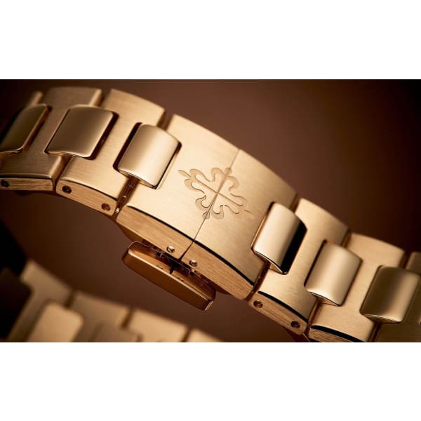 Patek Philippe Nautilus Rose Gold 7118-1R-001 with Silvery Opaline dial