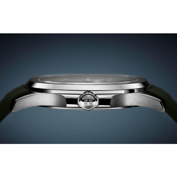 Patek Philippe Aquanaut White Gold 5168G-010 with Khaki Green Embossed dial