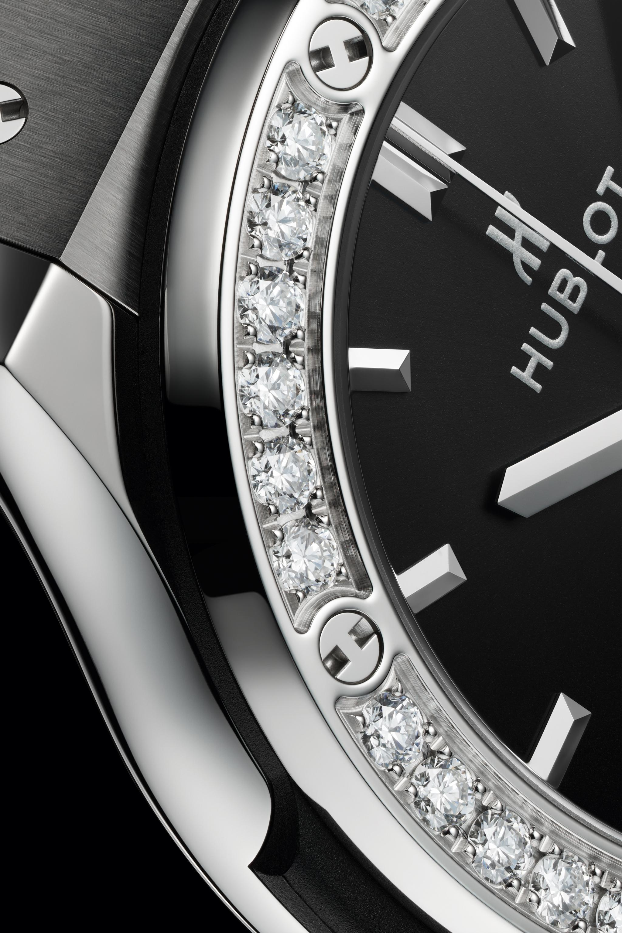 HUBLOT Classic Fusion Titanium Diamonds 38mm 565.NX.1470.RX.1204