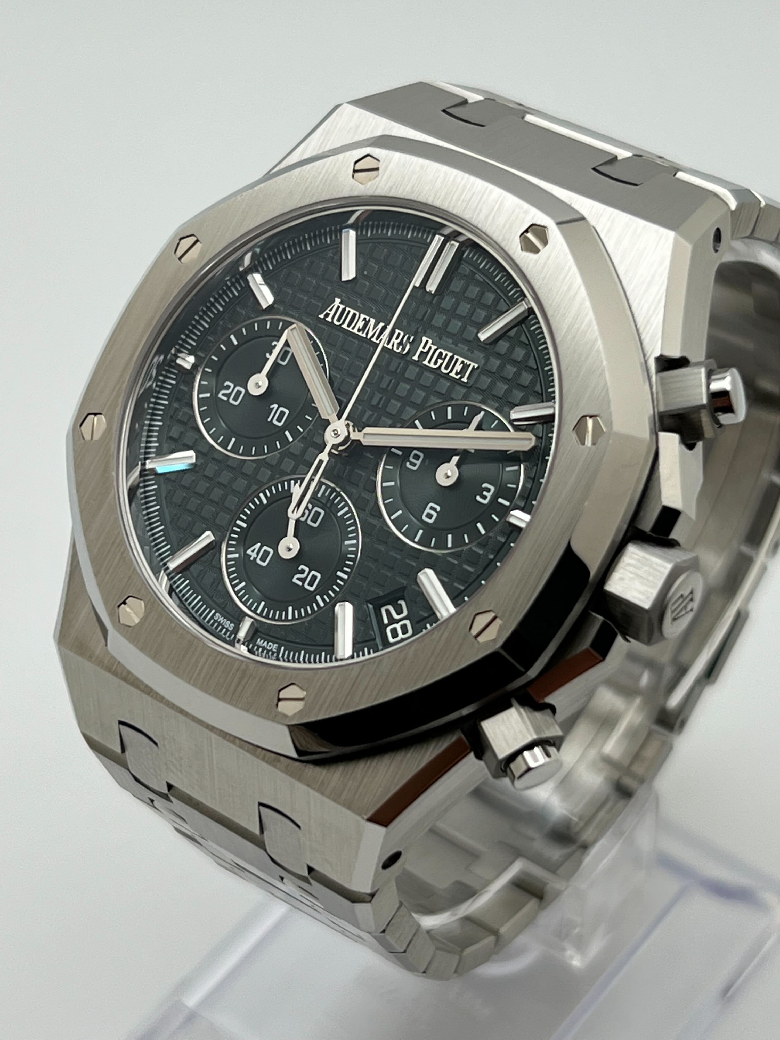 Audemars Piguet Royal Oak Chronograph 50th Anniversary Green Dial 41mm 26240ST.OO.1320ST.04