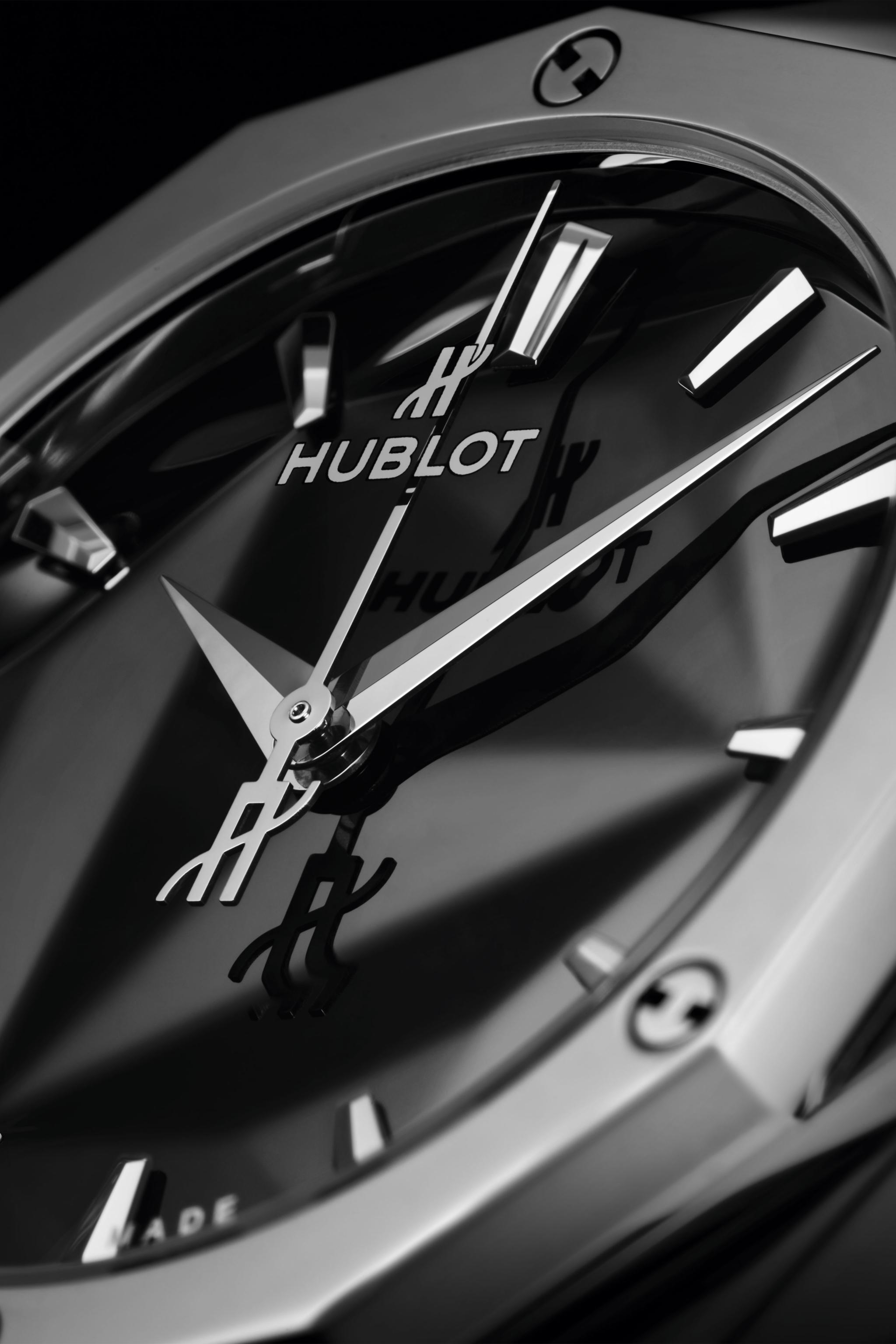 HUBLOT Classic Fusion Orlinski Bracelet Titanium 40mm 550.NS.1800.NS.ORL22